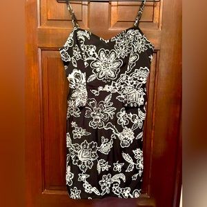American Eagle Black & White Floral Sundress